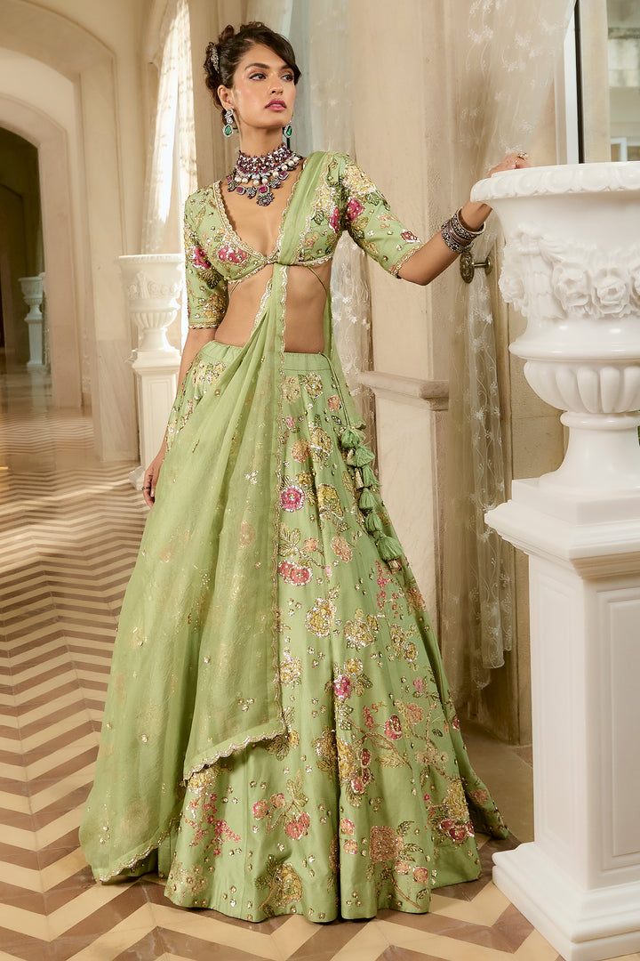 APHRODITE LEHENGA SET