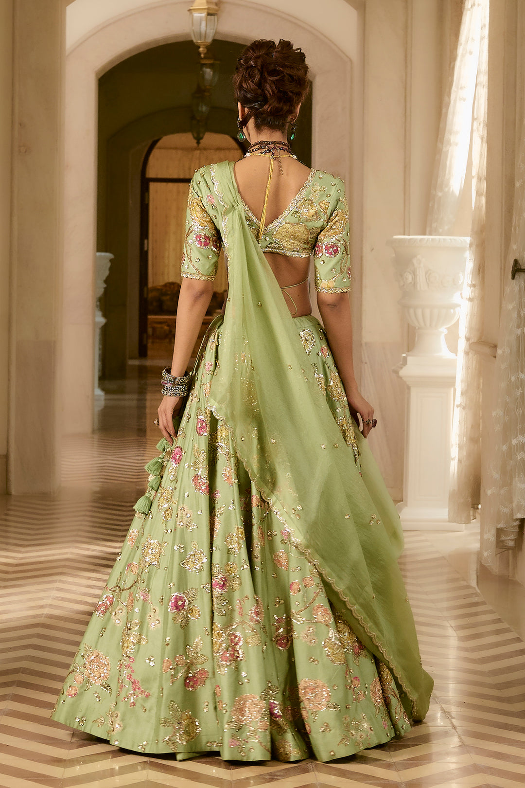 APHRODITE LEHENGA SET