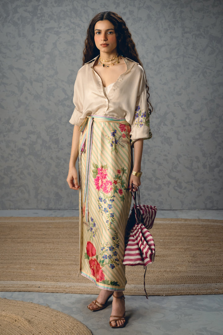 lya skirt set