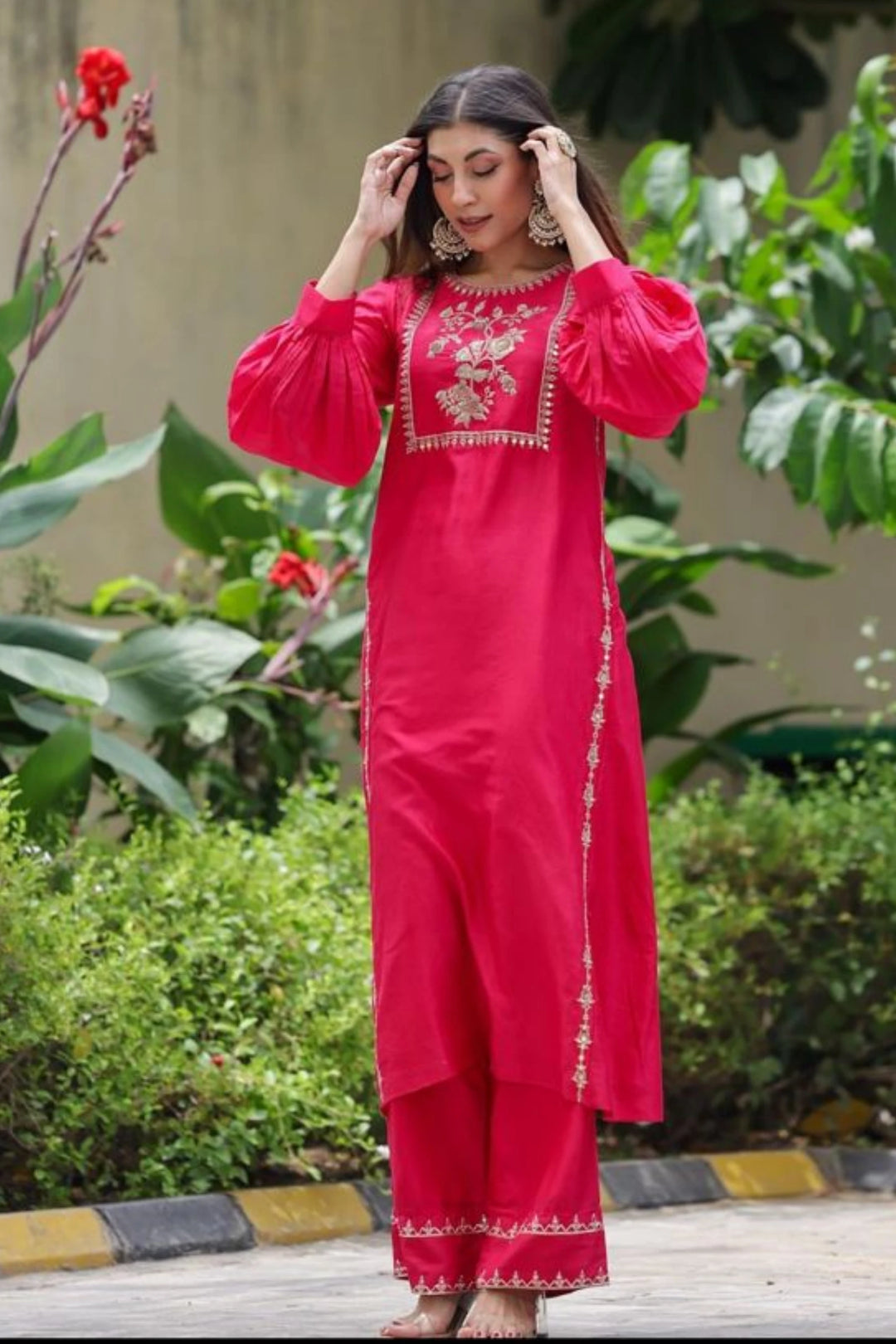 Upalina Gupta in the ZAYRA KURTA SET – PINK