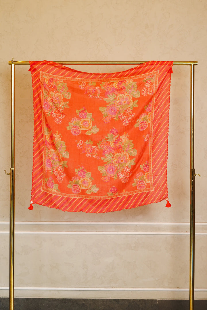 FREESIA SCARF