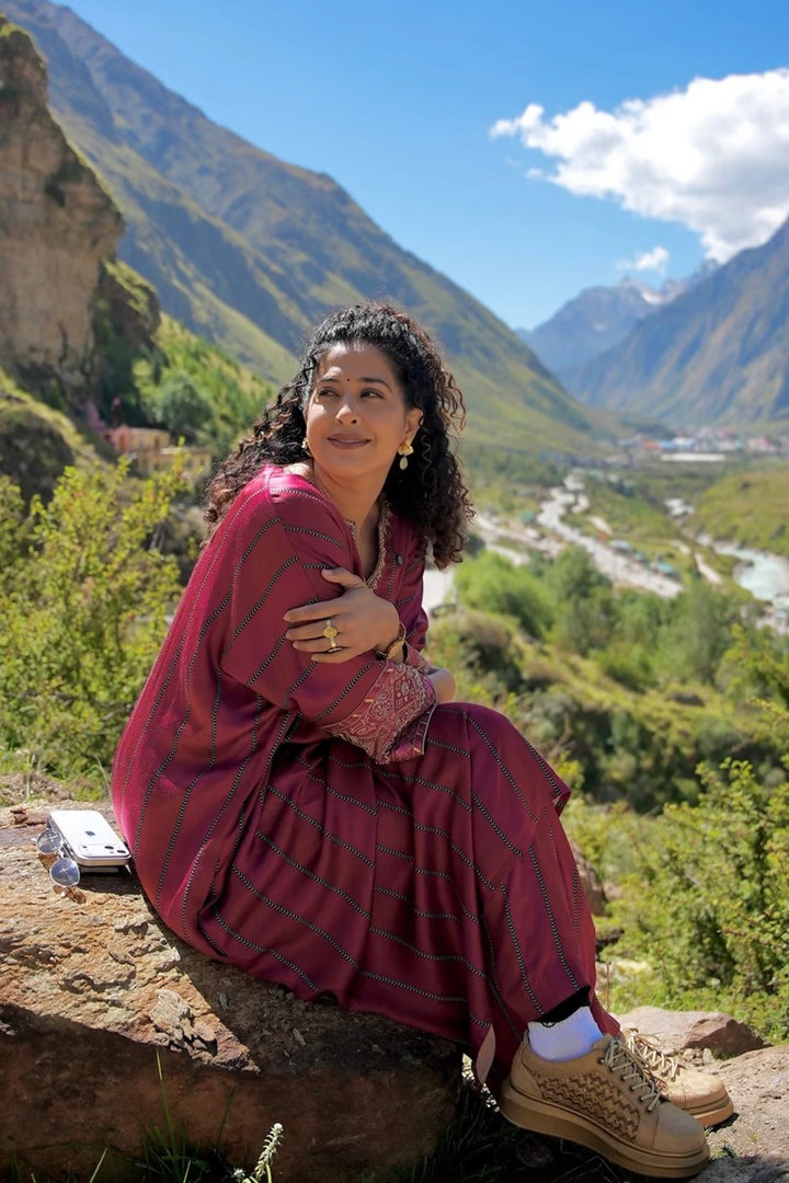 Kamya Jani in Dandelion kurta set