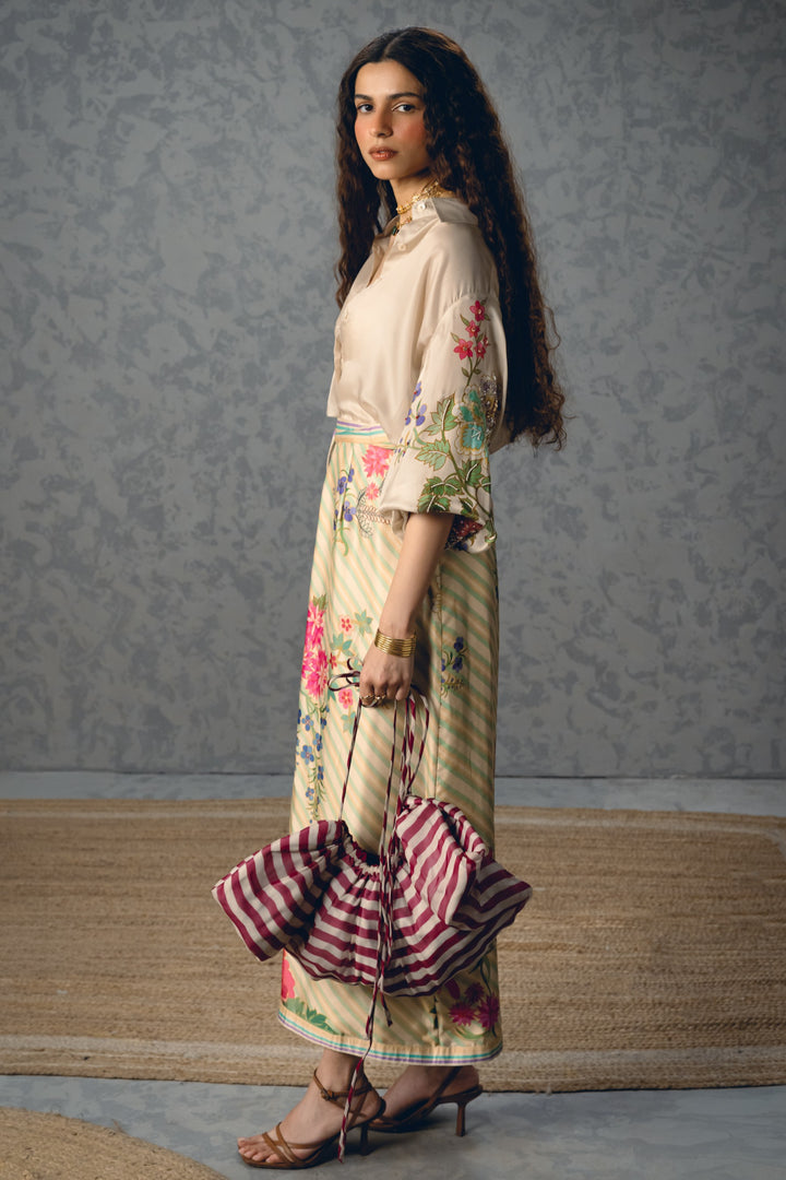 lya skirt set