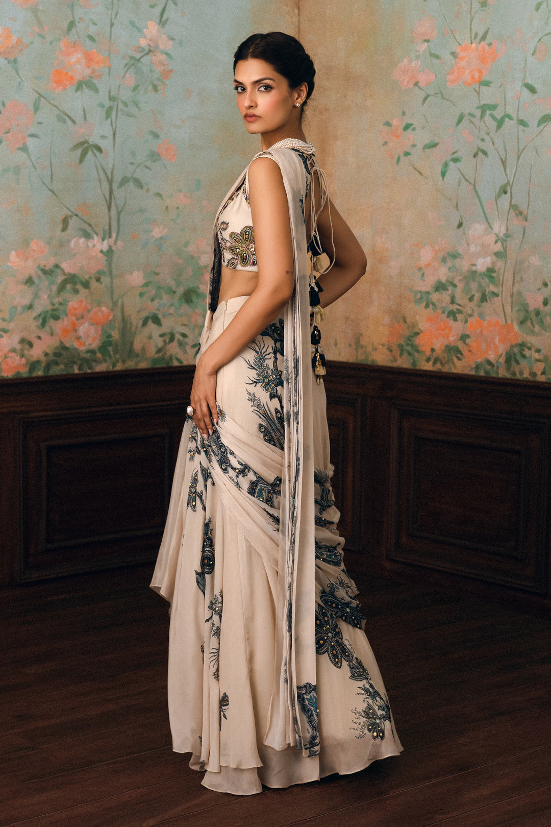 Wolfe saree set