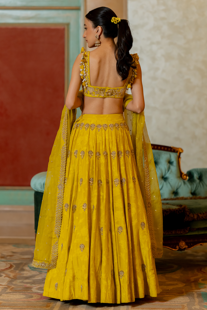 FIONA LEHENGA SET