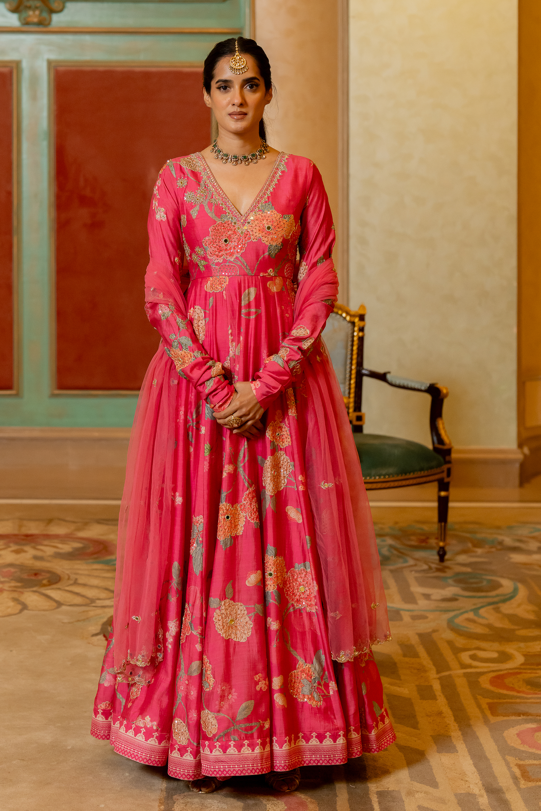 Mrunal Thakur in the SHAYNA ANARKALI SET