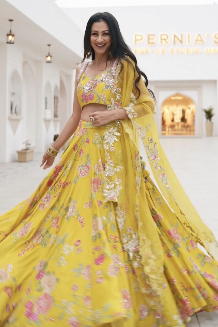 Sukhneett Wadhwa in the INAAYA LEHENGA SET