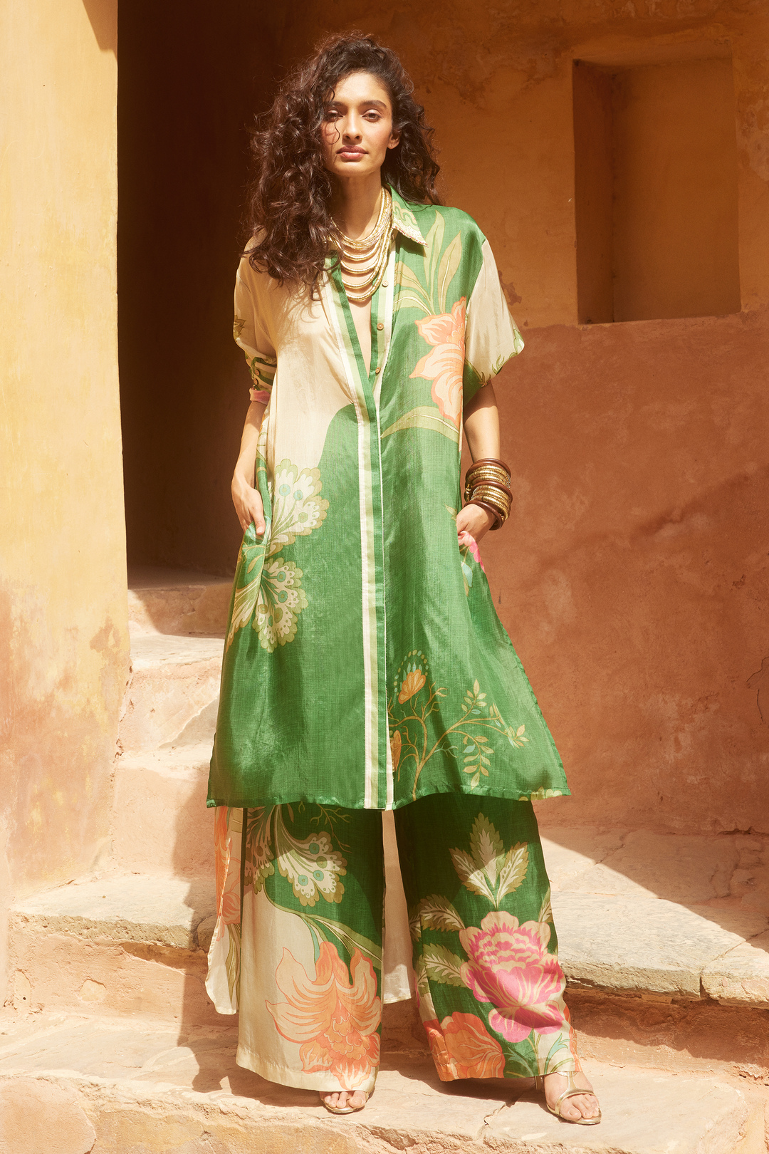 Urmi Daga in the MEREDITH KURTA SET