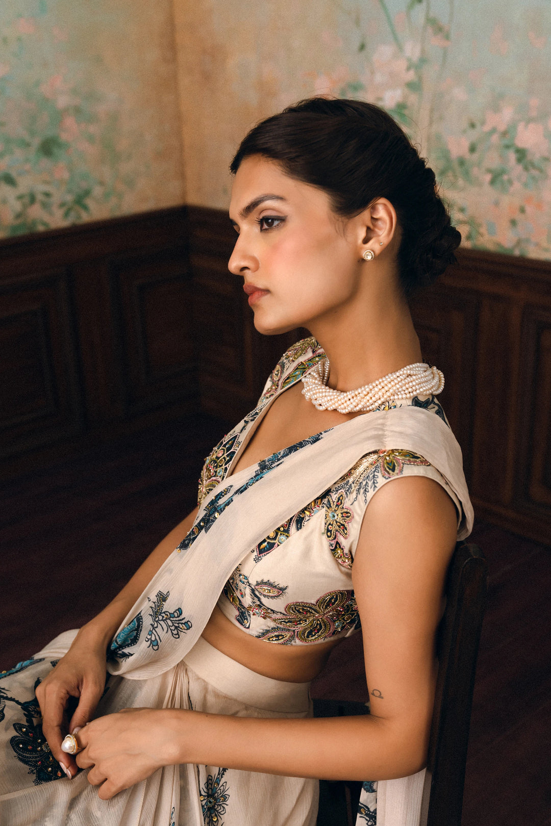 Wolfe saree set