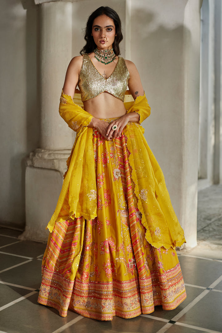 NARU LEHENGA SET
