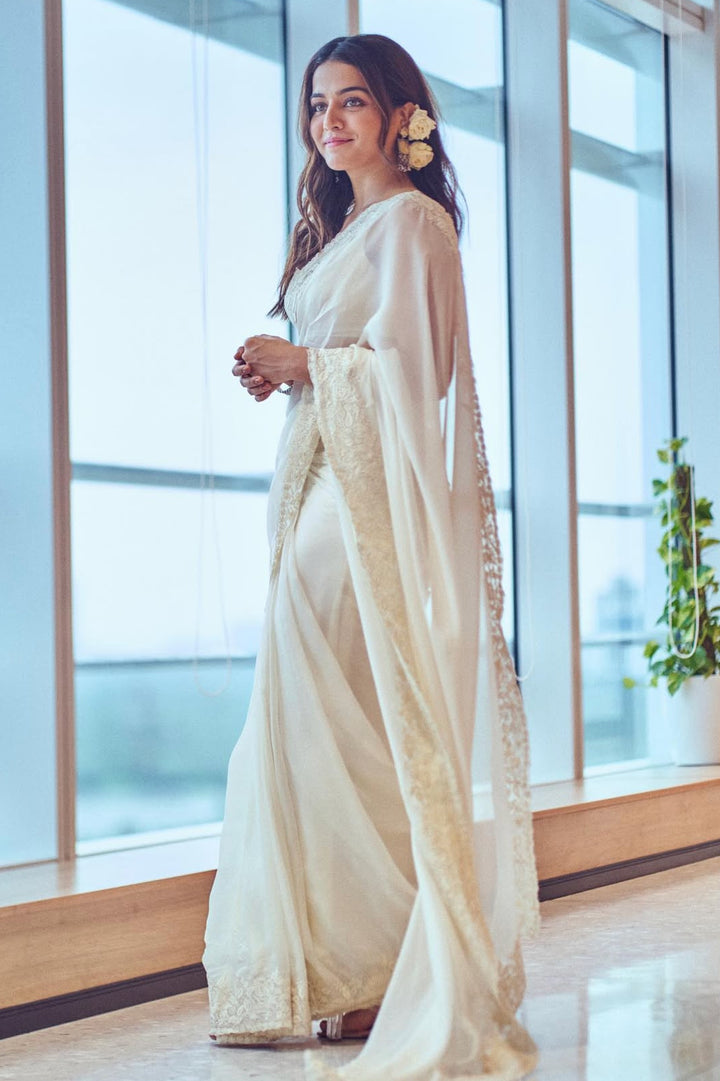 WAMIQA GABBI IN THE RIKO SAREE SET