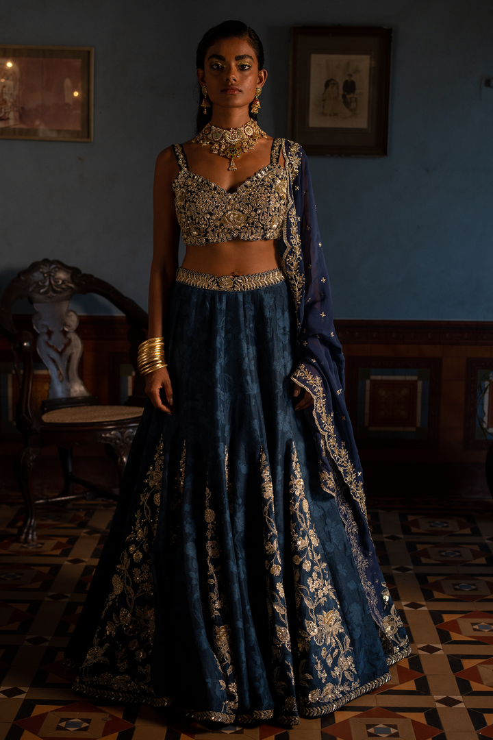 AMELIA LEHENGA SET