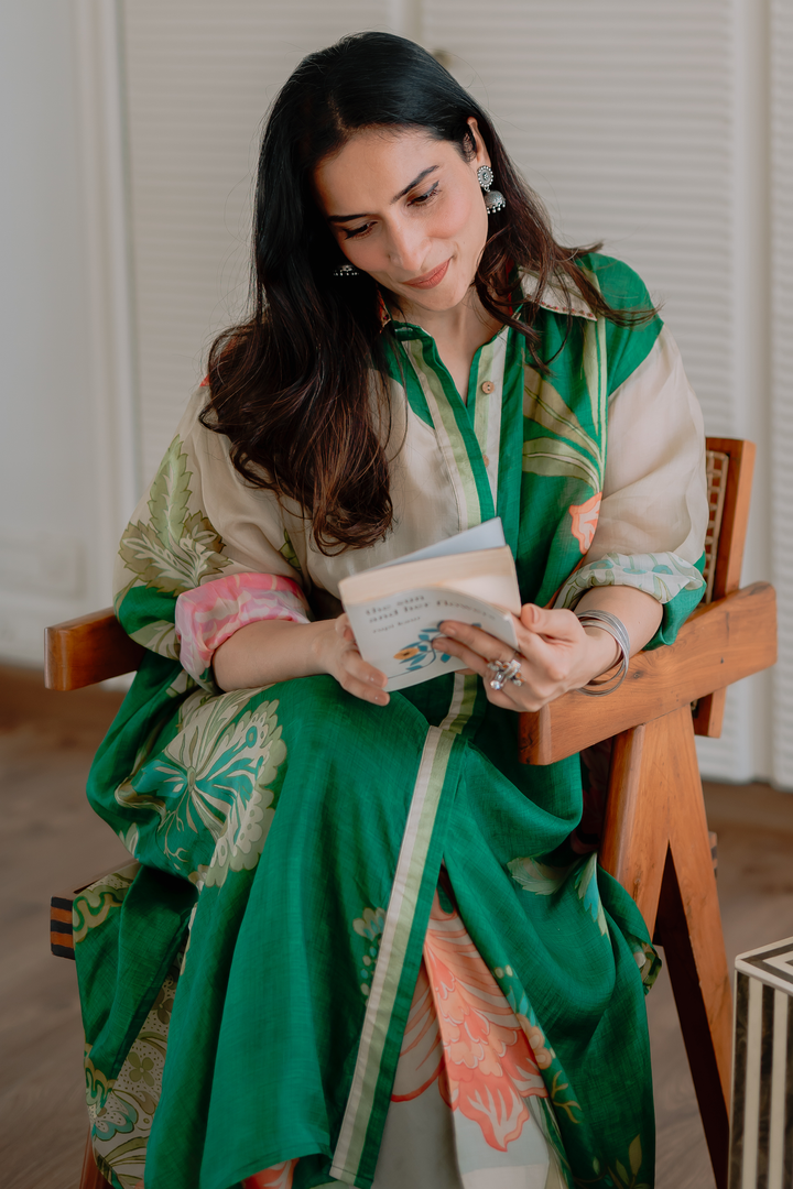 Urmi Daga in the MEREDITH KURTA SET