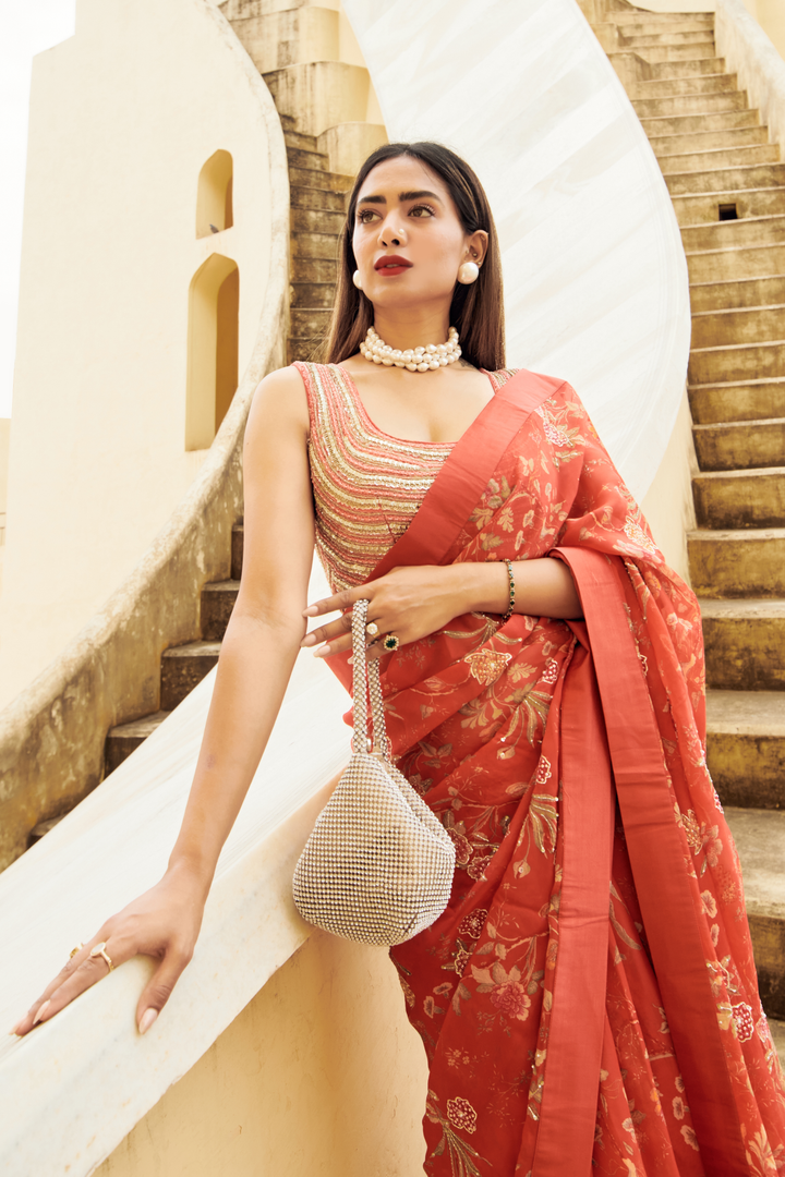 The Indie Electric in the GARNET SAREE SET