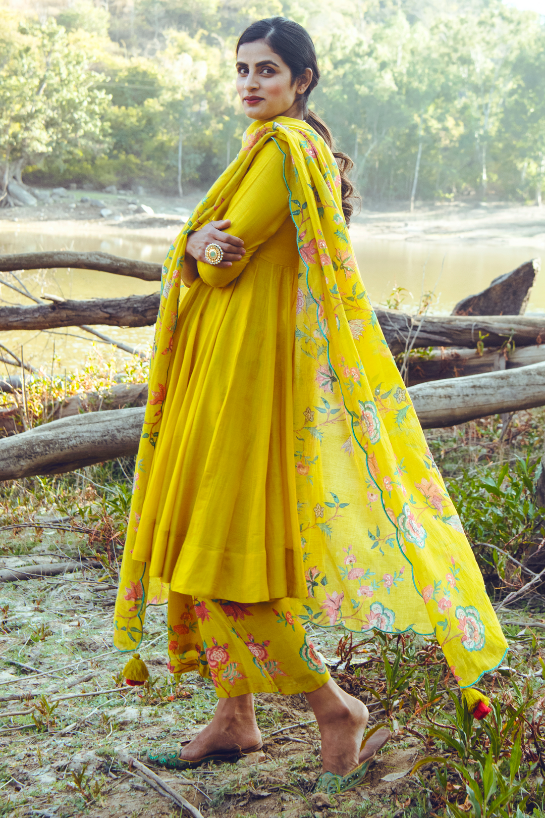 LIVA ANARKALI SET – YELLOW